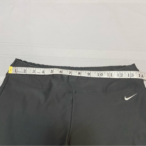 Nike Dry Fit Dark Gray Flare Leg Womens Gym, Workout / Yoga Pants - EUC-S Short - Picture 7 of 8